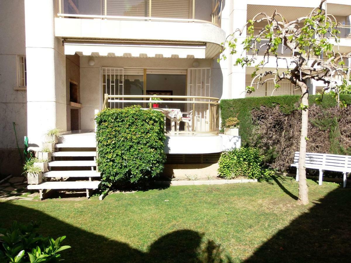 100M2 Big Apartment Private Garden And Pool/ 100M2 Gran Apartamento Jardin Privado Y Piscina / Acogedor Apartamento En Zona Tranquila Y Agradable 坎布里尔斯 外观 照片