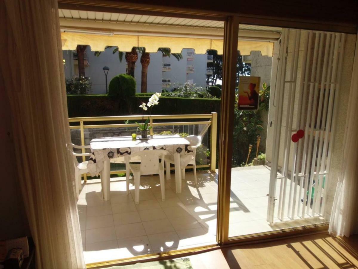 100M2 Big Apartment Private Garden And Pool/ 100M2 Gran Apartamento Jardin Privado Y Piscina / Acogedor Apartamento En Zona Tranquila Y Agradable 坎布里尔斯 外观 照片